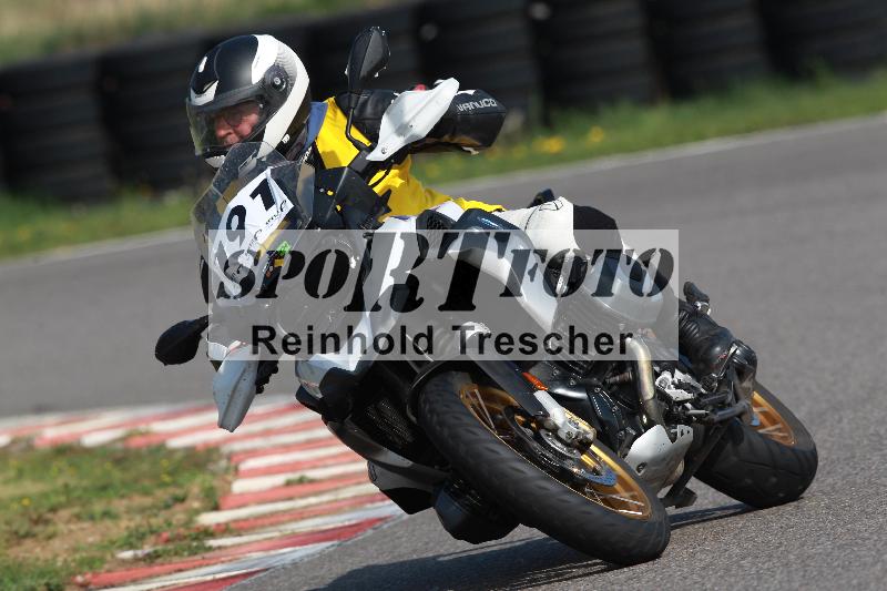 /Archiv-2022/06 15.04.2022 Speer Racing ADR/Instruktorengruppe/191